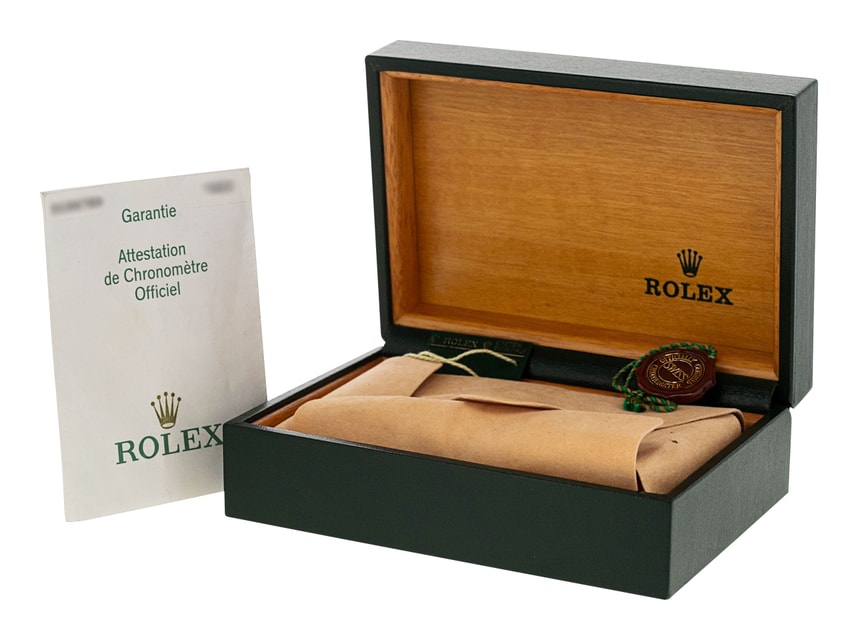 Rolex Oyster Perpetual Date 15200 Image 4